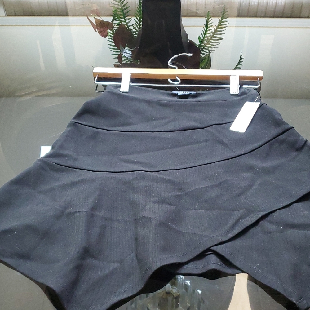 Anthrooogie Maeve Black Stretch Asymmetrical Layered Skirt 0 Reg.